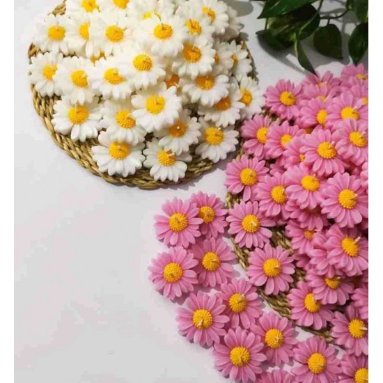 Luxurious Daisy Flower Candles – Scented & Unscented | Ideal for Corporate Gifts, Client Appreciation, & Employee Recognition