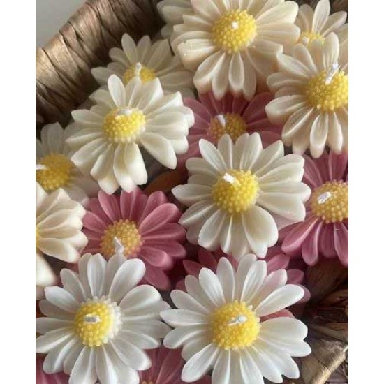 Luxurious Daisy Flower Candles – Scented & Unscented | Ideal for Corporate Gifts, Client Appreciation, & Employee Recognition
